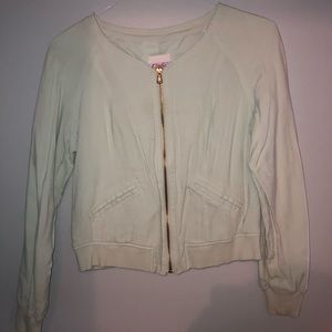Light zip-up jacket